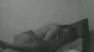 කෙන්නා ජේම්ස් බොස්ගෙ පස්ස ලෙවකනවා.
