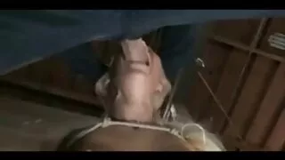 Blonde vibrator සමග.