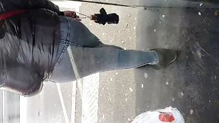ඔෆිස් එකේ sex කරනවා.
